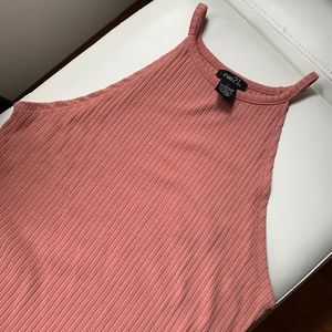 Pink ribbed crop top Rue 21